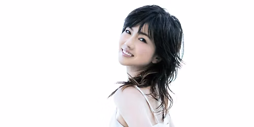Hitomi Shimatani in \u6e2f\u533a