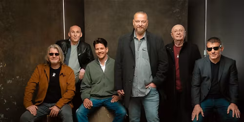 Ismer\u0151s Arcok dedik\u00e1l\u00e1ssal egybek\u00f6t\u00f6tt lemezbemutat\u00f3 koncert \/\/ Martf\u0171