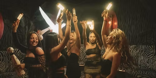 CLUB REGGAETON - D\u00cdA FESTIVO