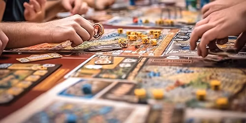 Soir\u00e9e jeux \u25ba +10 ans