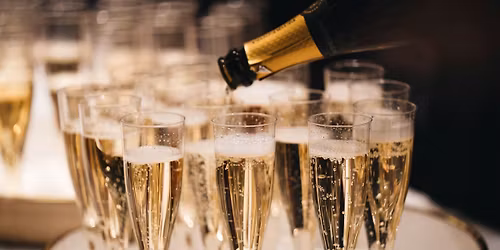 New Year\u2019s Eve Champagne Celebration \ud83c\udf7e