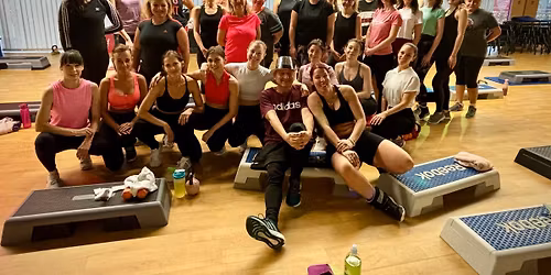 \u00c9vz\u00e1r\u00f3 90 perces alakform\u00e1l\u00f3 \ud83e\udd73