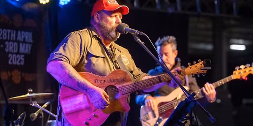Drew Blundell and Pixie Jenkins @ Devonport RSL