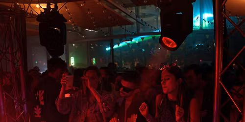 \u2728\ud83e\udd42 Nouvel An 2025 \u00e0 Lille \u2013 F\u00eatons ensemble le passage \u00e0 la nouvelle ann\u00e9e ! \ud83e\udd42\u2728