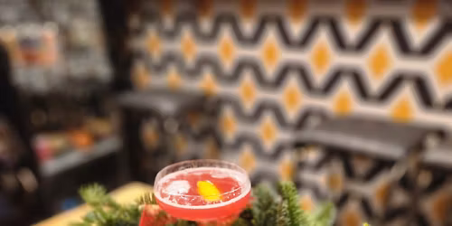 Wreath Making Workshops @ Brolly Brewing