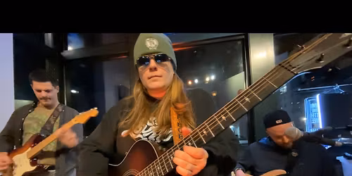 TMO Trio - Live at Champions