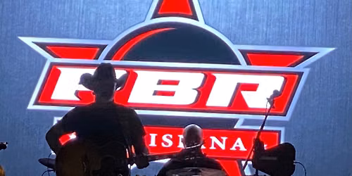 90s Country Experience at PBR Live Casino: The Crowd