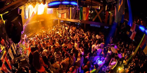 FUEGO \u2022 Noche de Chicas \u2022 SA 15.11 \u2022 NOX