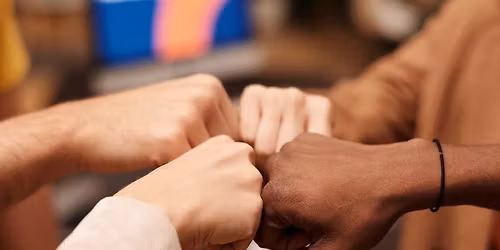 Stage CNV-Th\u00e9\u00e2tre forum (bases de la non-violence syst\u00e9mique)