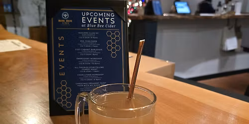 Christmas Ornament Workshop - Acrylic Paint Pour