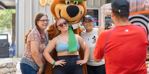 Good Night, Yogi Bear\u2122 Weekend