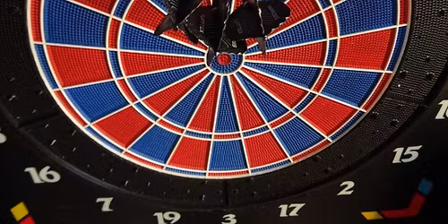 Bruno' s Geburtstags Dart Turnier.