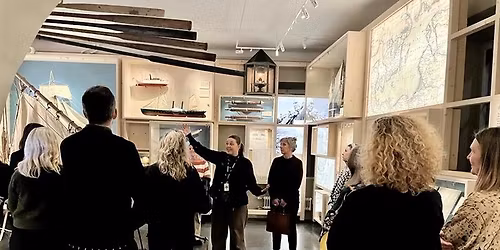 Introduktionsvisning av utst\u00e4llningen POST