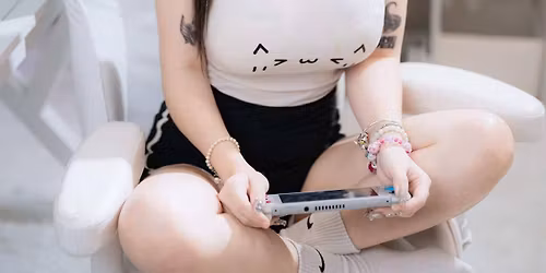 12\/22\uff08\u65e9\u5834\uff09\u5c0f\u5c0f\u67d4Zoe \uff08\u8d85\u6027\u611f\u5167\u8863 \u68da\u62cd\uff09\u7f3a\u4e8c\u6eff