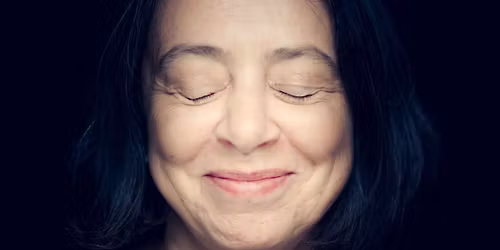 Przeprowadz\u0119 Ci\u0119 na drugi brzeg. Rozmowy o porodzie, traumie i ukojeniu - spotk. z Justyn\u0105 D\u0105browsk\u0105