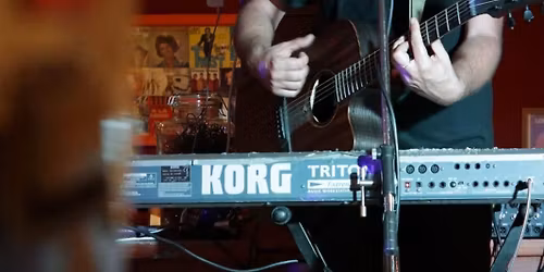 Rich live at Kitsch Inn