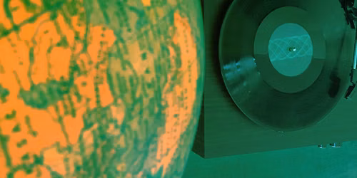 \/\/ Vinyl Hou(r)s Record Club  #04 with Katharina Ernst \/\/\/