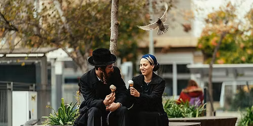 "Pink Lady" film screening