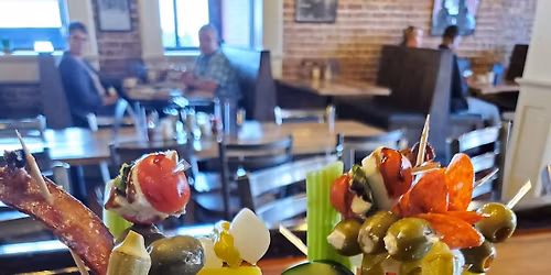 Brunch Pizzas, Bloody Mary's & Bubbly!!