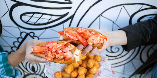 Cousins Maine Lobster in Colorado Springs: The Plaza at Pikes Peak Apartments
