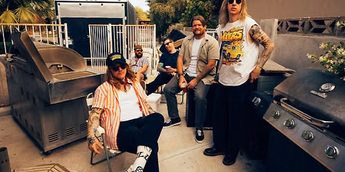 SOLD OUT | UNDEROATH: THE VAN TOUR TO VANS WARPED TOUR