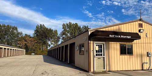 Public auction of 24 storage units 