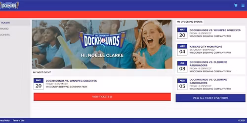 Lake Country DockHounds at Winnipeg Goldeyes at Blue Cross Park