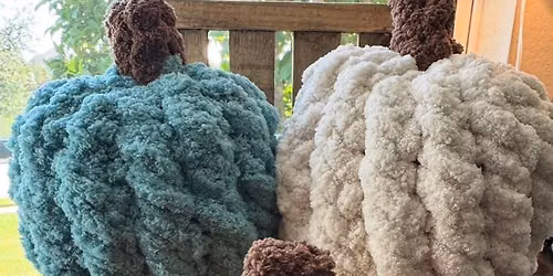 Hand Knit Twist Pumpkin Class