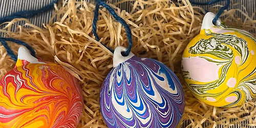 Ceramic Bauble Marbling workshop
