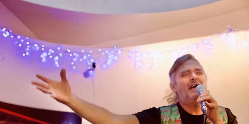 Eddy Burger Does Be Fearless Poetry! Monday 17 November