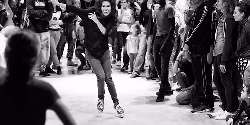 LE MOIS DE LA DANSE - En Liesse, Cie Bela & C\u00f4me