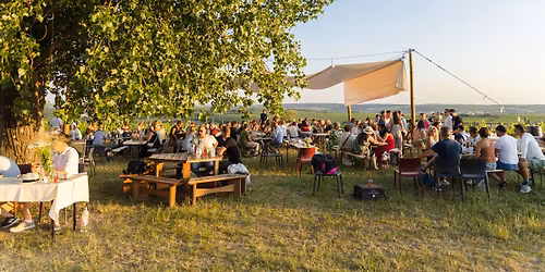 T\u00d3TH\u00c9K - Szent-Iv\u00e1n \u00e9ji t\u0171zgy\u00fajt\u00e1s