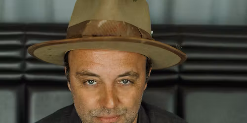 Niels Geusebroek sings Coldplay 