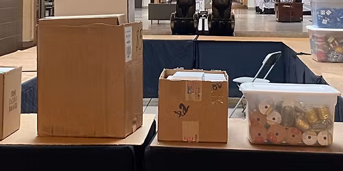 Gift Wrap at Peachtree Mall.