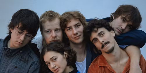 BUNTSPECHT \u2013 Commissary (Outdoor_Area)