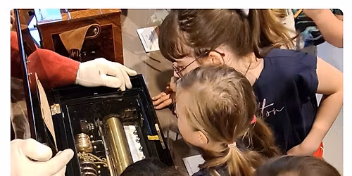 \u00bbMusica di strada\u00ab f\u00fcr die ganze Familie - Ausstellungsf\u00fchrung am Samstagnachmittag