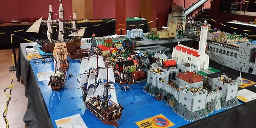 Interakt\u00edv kocka ki\u00e1ll\u00edt\u00e1s LEGO alkot\u00e1sokb\u00f3l