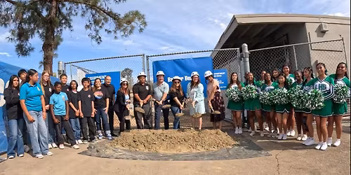 Parking Mark Twain Tonight - Logan