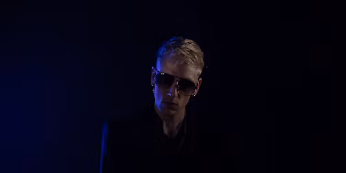 Brian Walker performs at La Miette La Mai Thai Bistro