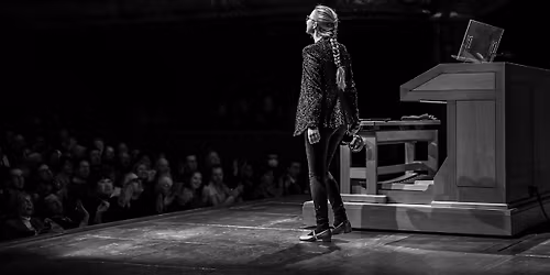 Christmas with Anna Lapwood