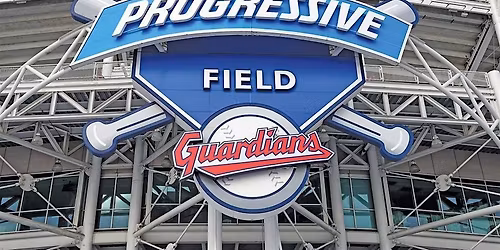 Banana Ball: Clowns vs. Party Animals - Parking