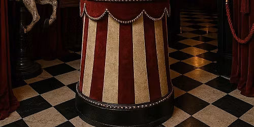 NEW YEARS EVE: CIRQUE DE LUXURE