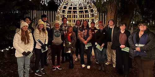 Winnacunnet Chamber Singers at Strawbery Banke