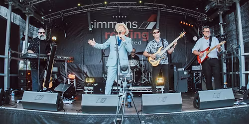 Live Band: Hunky Dory