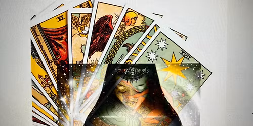 Mini Tarot Readings w\/East S.M.