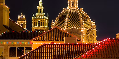 Country Club Plaza Holiday Market and Shopping Stroll