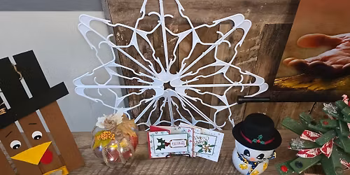 Holiday Craft & Snack Night