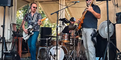 Sardis 3 on the Patio at Bourbon Bros!