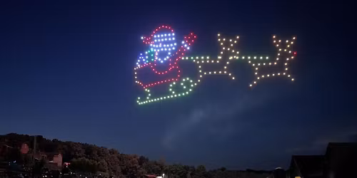 Winter Lodge at Peaks Lounge - Drone Show Viewing