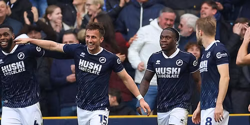 Millwall FC vs Oxford United FC at The Den